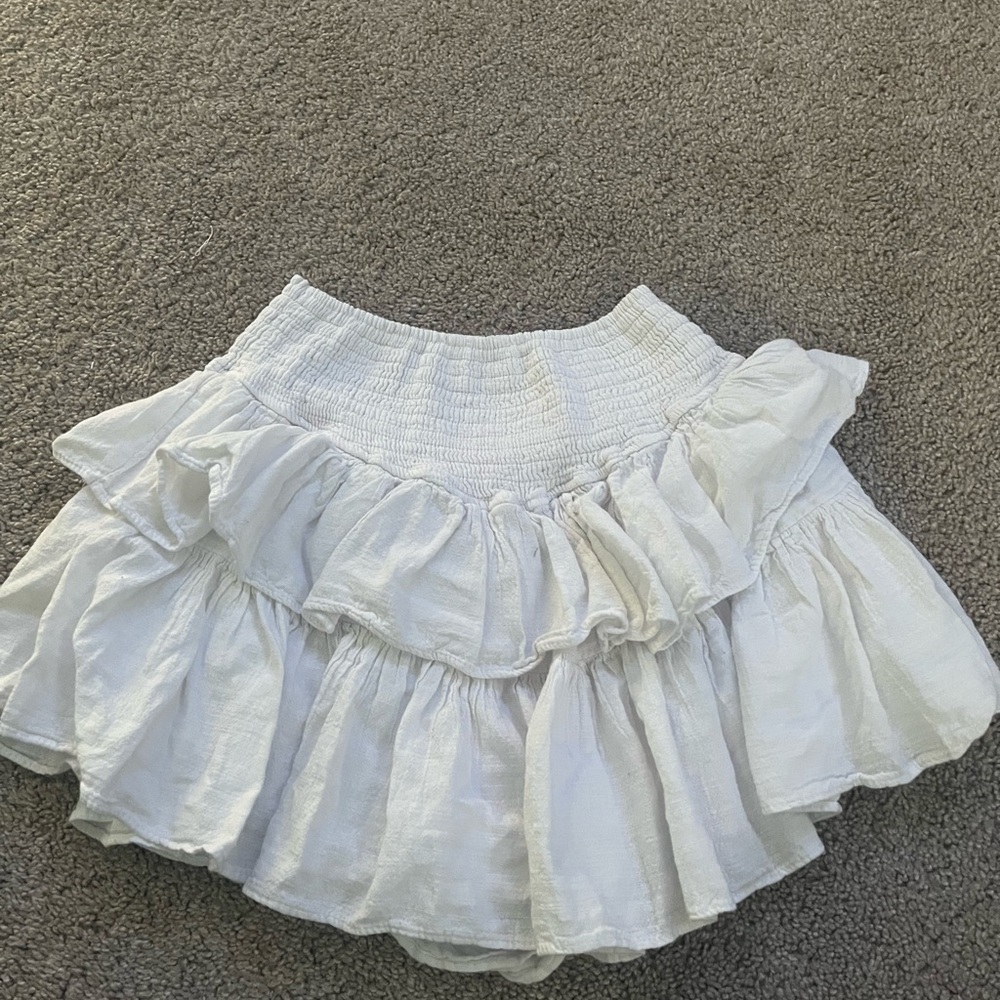 Chic White Ruffled A-Line Skirt